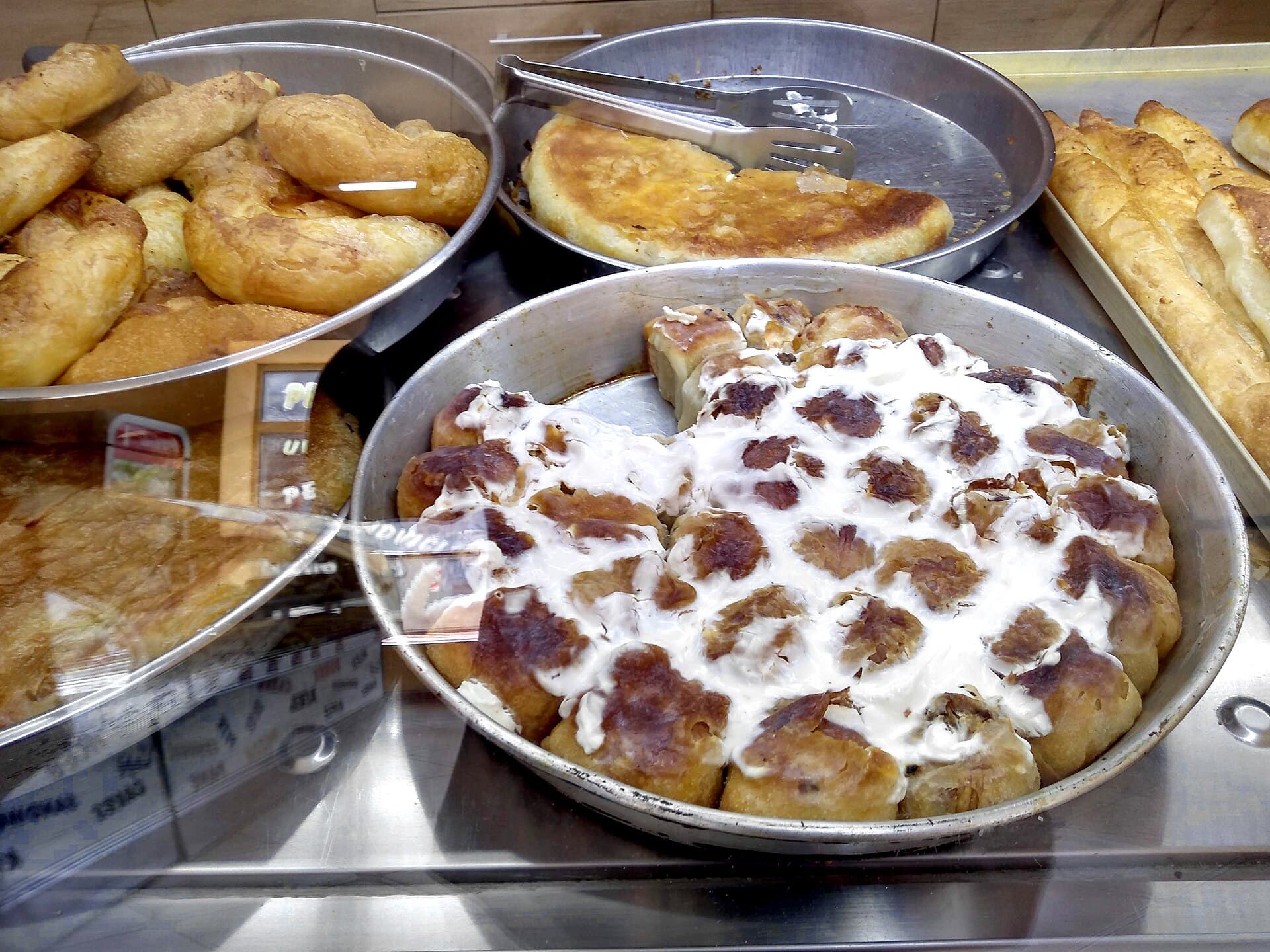 Novi Pazar mantije, poured over with soured milk